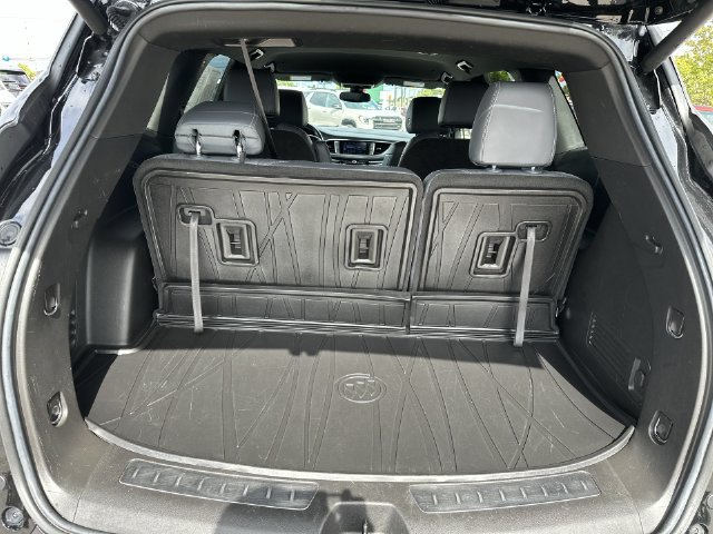 Certified 2024 Buick Enclave Essence AWD/4WD image 29