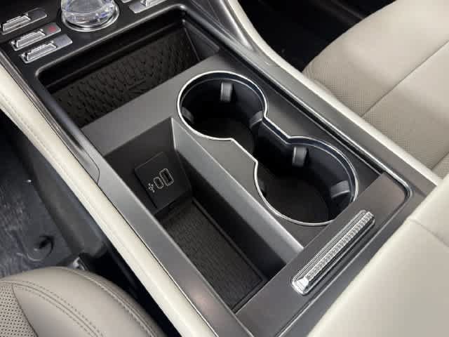New 2026 Lincoln Nautilus Premier AWD/4WD image 5