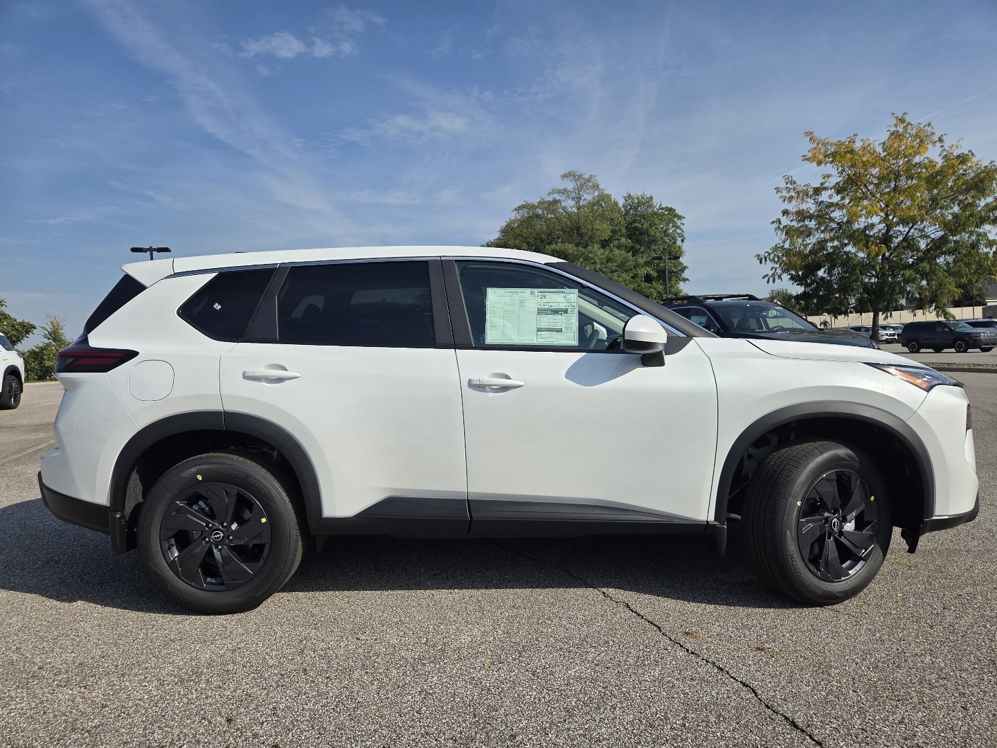 New 2027 Nissan Rogue SV AWD/4WD image 18