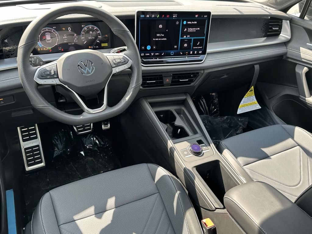 New 2026 Volkswagen Tiguan SE R-Line AWD/4WD image 10