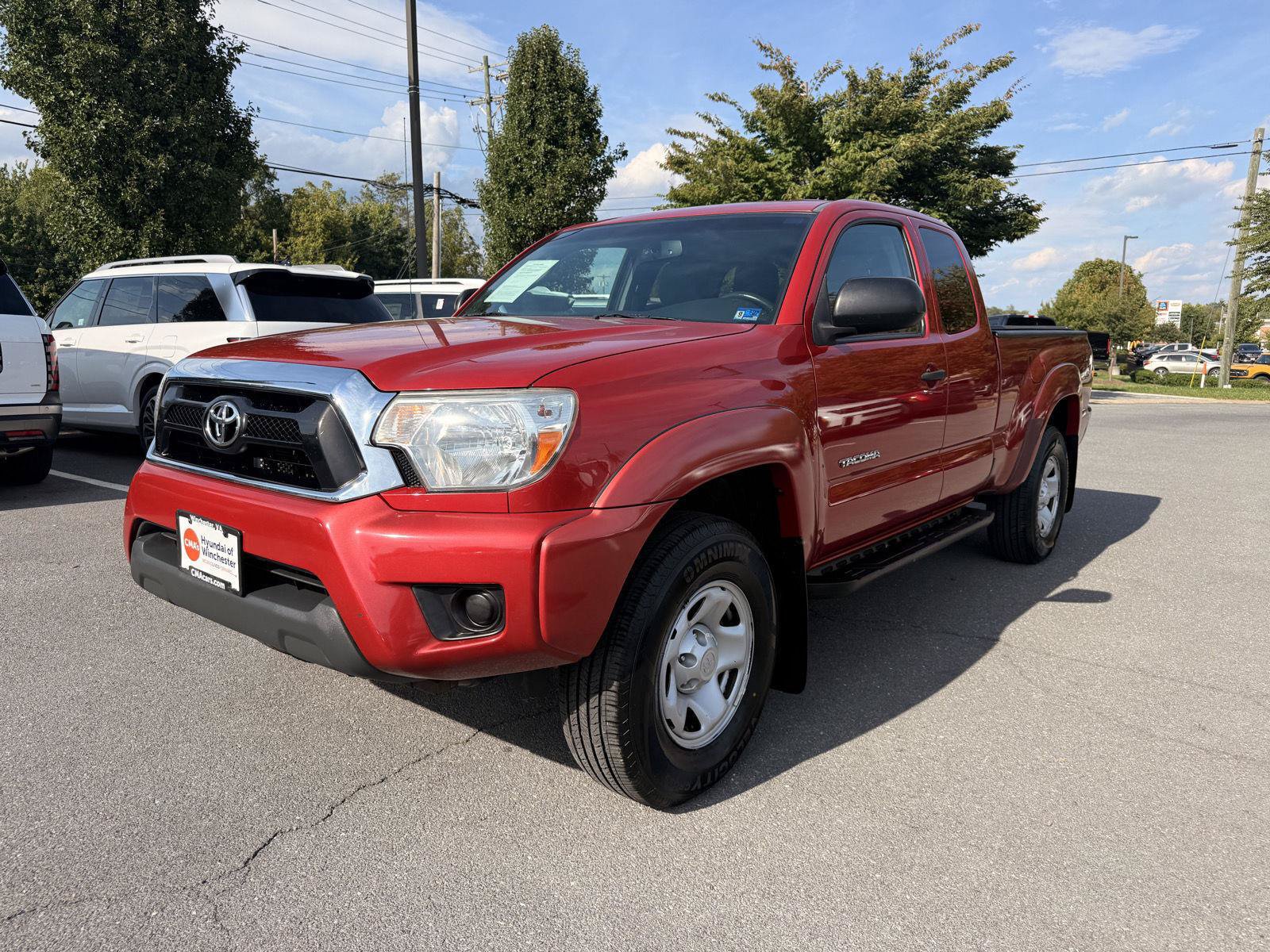 Used 2012 Toyota Tacoma 4x4 Access Cab w/ SR5 Pkg image 2
