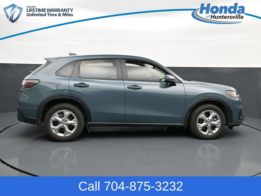 Used 2024 Honda HR-V LX image 9