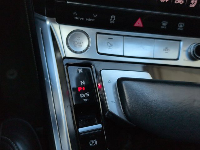 Used 2019 Audi e-tron Prestige w/ Prestige Package AWD/4WD image 12