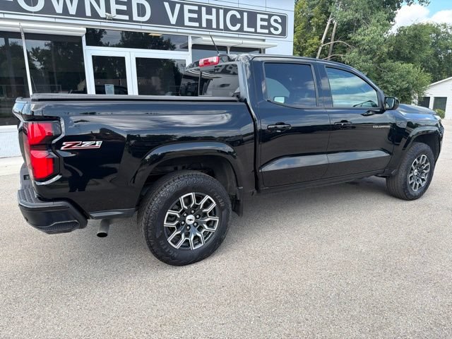 Certified 2024 Chevrolet Colorado Z71 w/ Z71 Convenience Package 2 AWD/4WD image 3