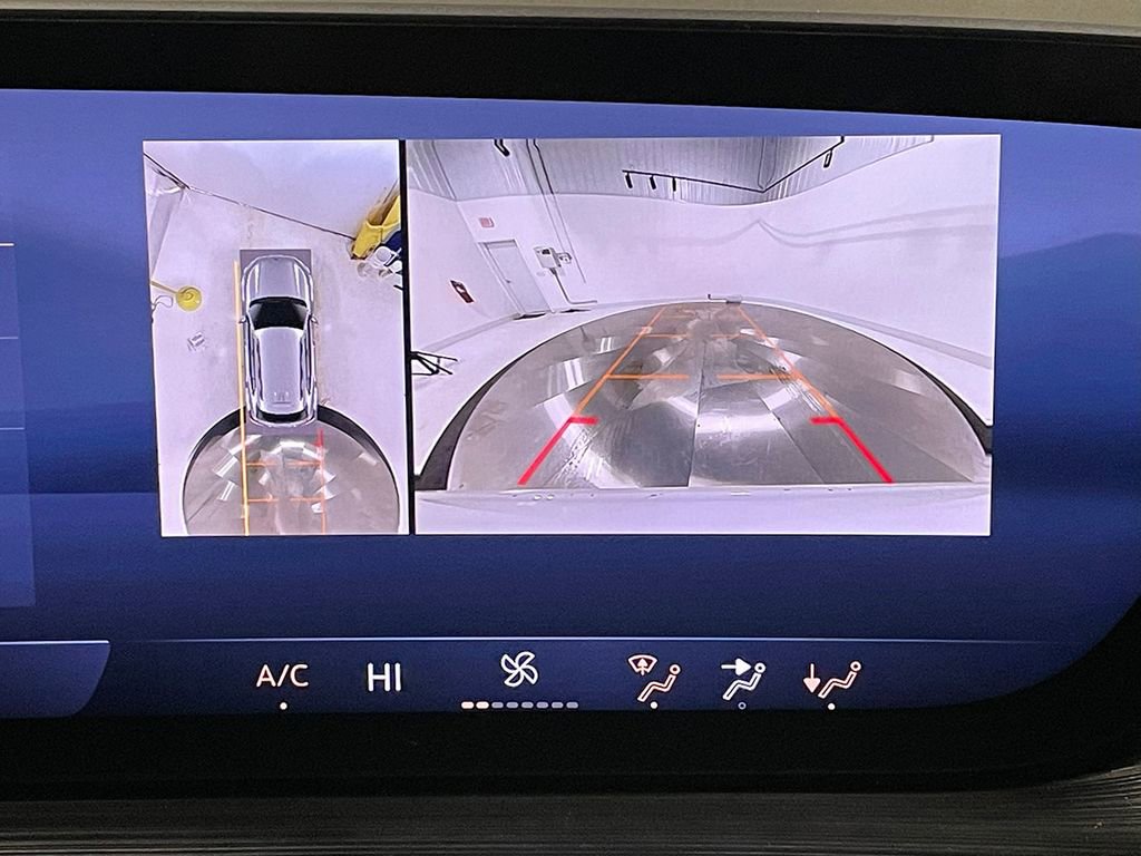 Used 2025 Buick Envision Sport Touring image 4