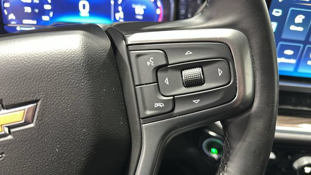 Used 2025 Chevrolet Silverado 2500 LT w/ Convenience Package AWD/4WD image 17