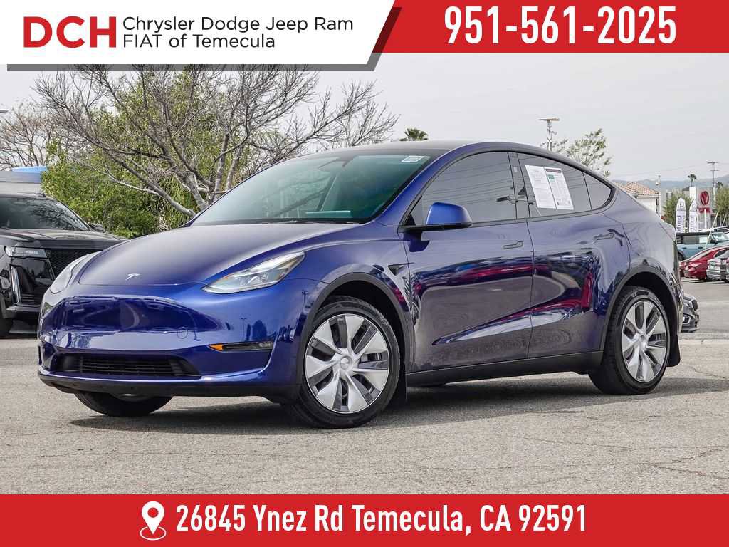 Used 2024 Tesla Model Y Long Range image 1