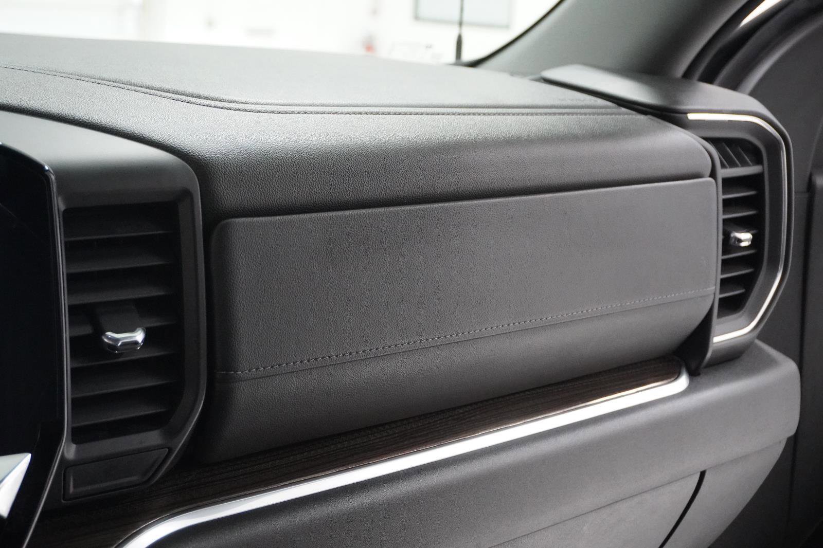 Used 2025 Chevrolet Silverado 1500 RST w/ Texas Edition Plus image 28