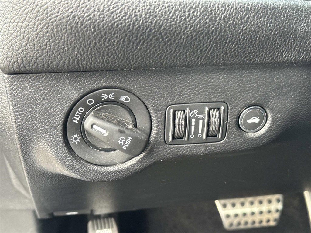 Used 2021 Dodge Challenger R/T Scat Pack image 21