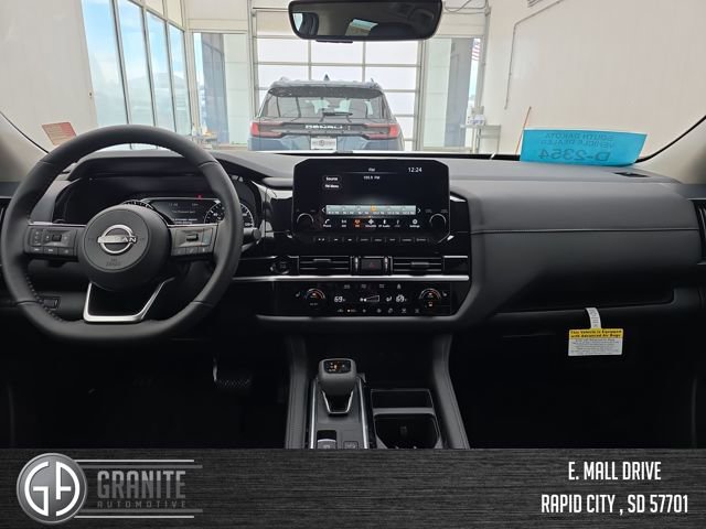 New 2025 Nissan Pathfinder SL AWD/4WD image 12