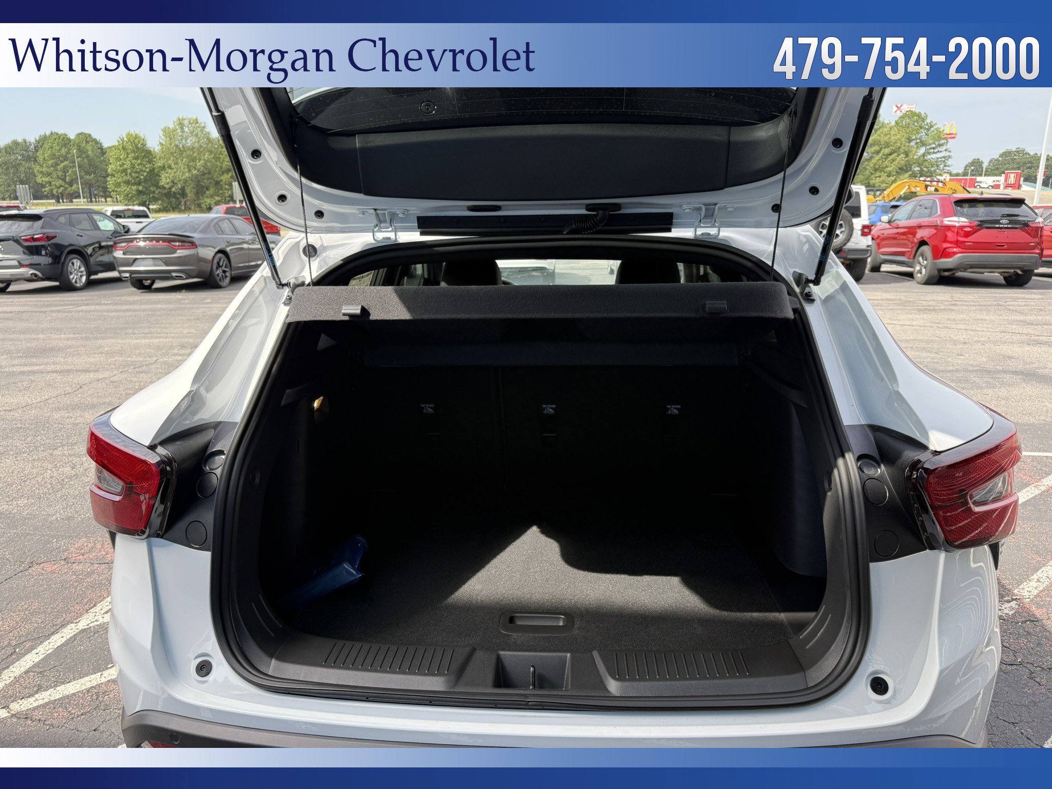 New 2025 Chevrolet Trax RS w/ Sunroof Package image 12