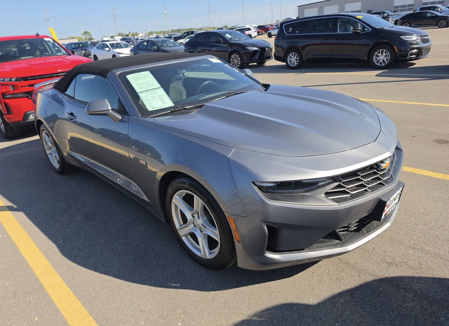 Used 2020 Chevrolet Camaro LT RWD image 3