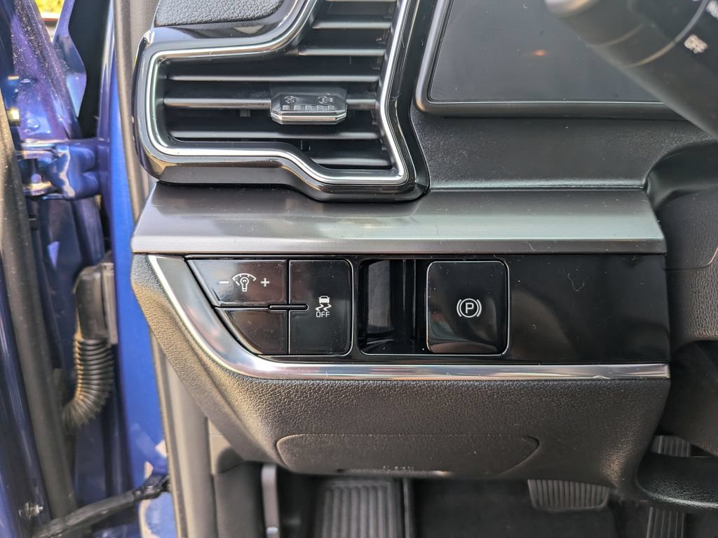 Certified 2023 Kia Sportage EX FWD image 28