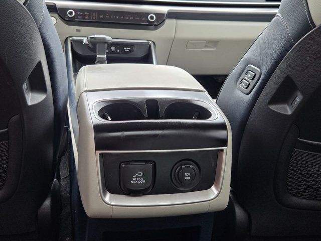 Certified 2025 Kia Carnival SX Prestige FWD image 22
