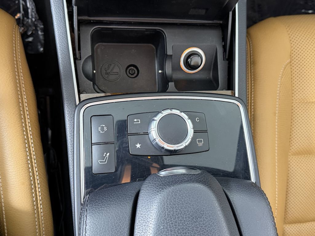 Used 2017 Mercedes-Benz E 400 Cabriolet image 33