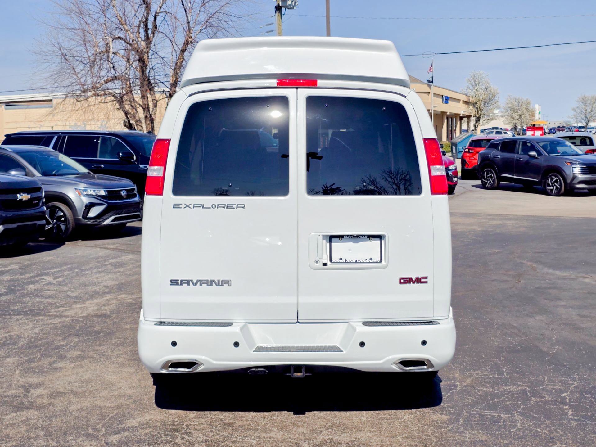 Used 2025 GMC Savana 2500 RWD image 28