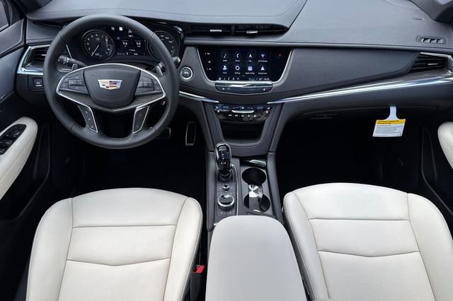 New 2026 Cadillac XT5 Sportv w/ LPO, Floor Liner Package image 13
