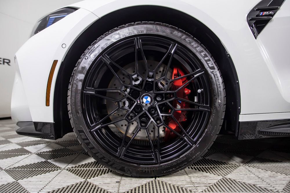 Used 2025 BMW M4 Coupe w/ Executive Package image 42