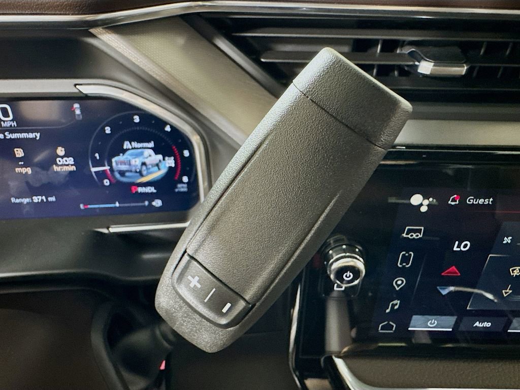 New 2026 GMC Sierra 2500 Denali w/ Denali Reserve Package image 11