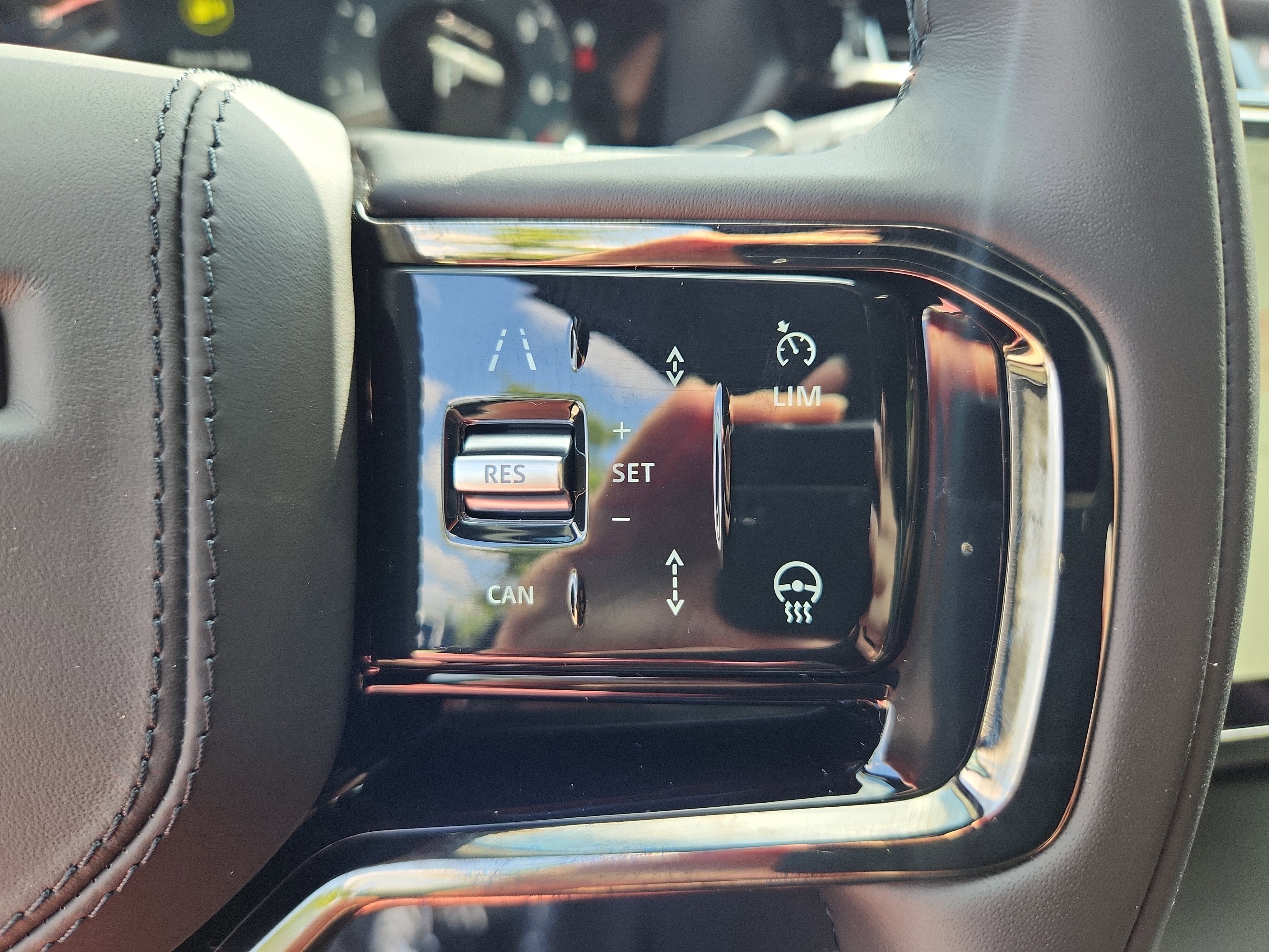 Used 2026 Land Rover Range Rover Velar S image 20