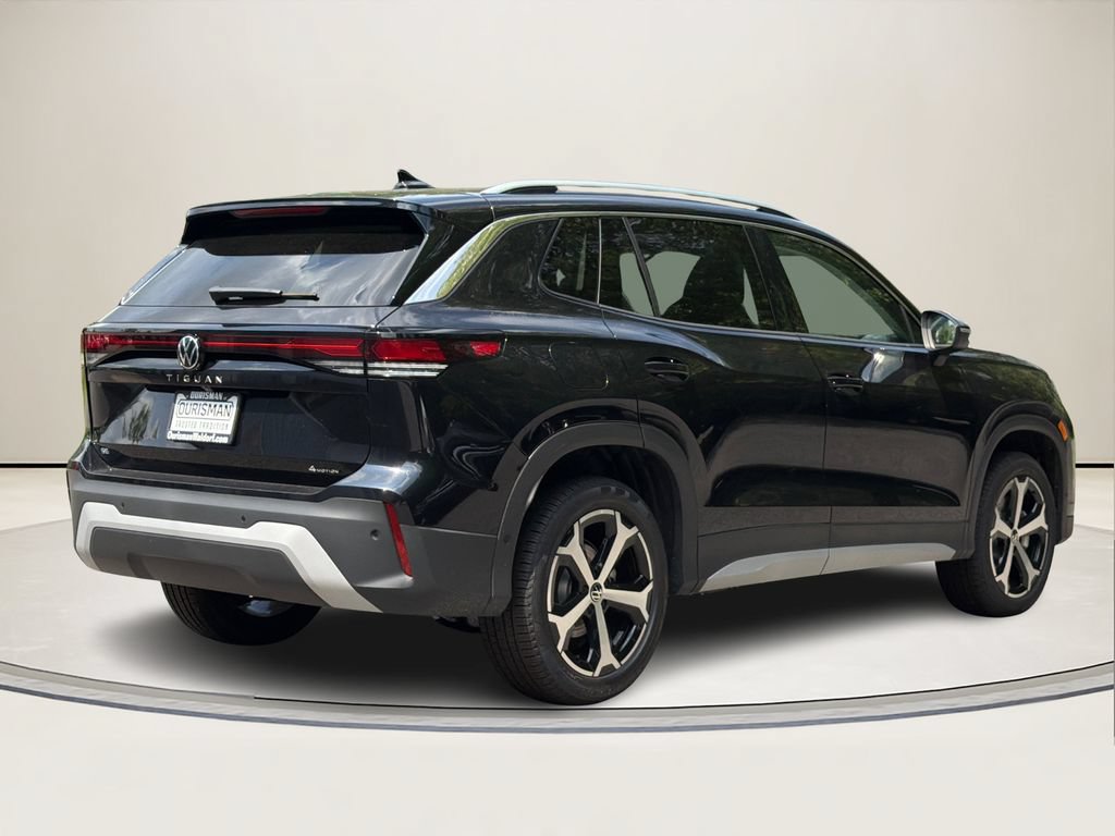 New 2026 Volkswagen Tiguan SE AWD/4WD image 3