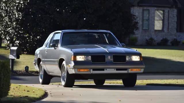 Used 1987 Oldsmobile Cutlass Supreme Salon image 14