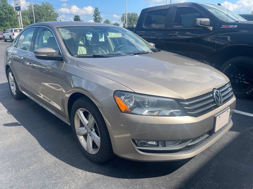 Used 2015 Volkswagen Passat 1.8T Limited Edition FWD image 2