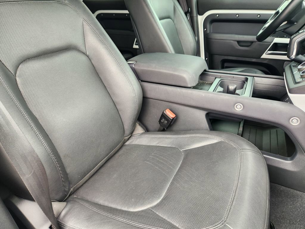 Used 2023 Land Rover Defender 110 S image 15