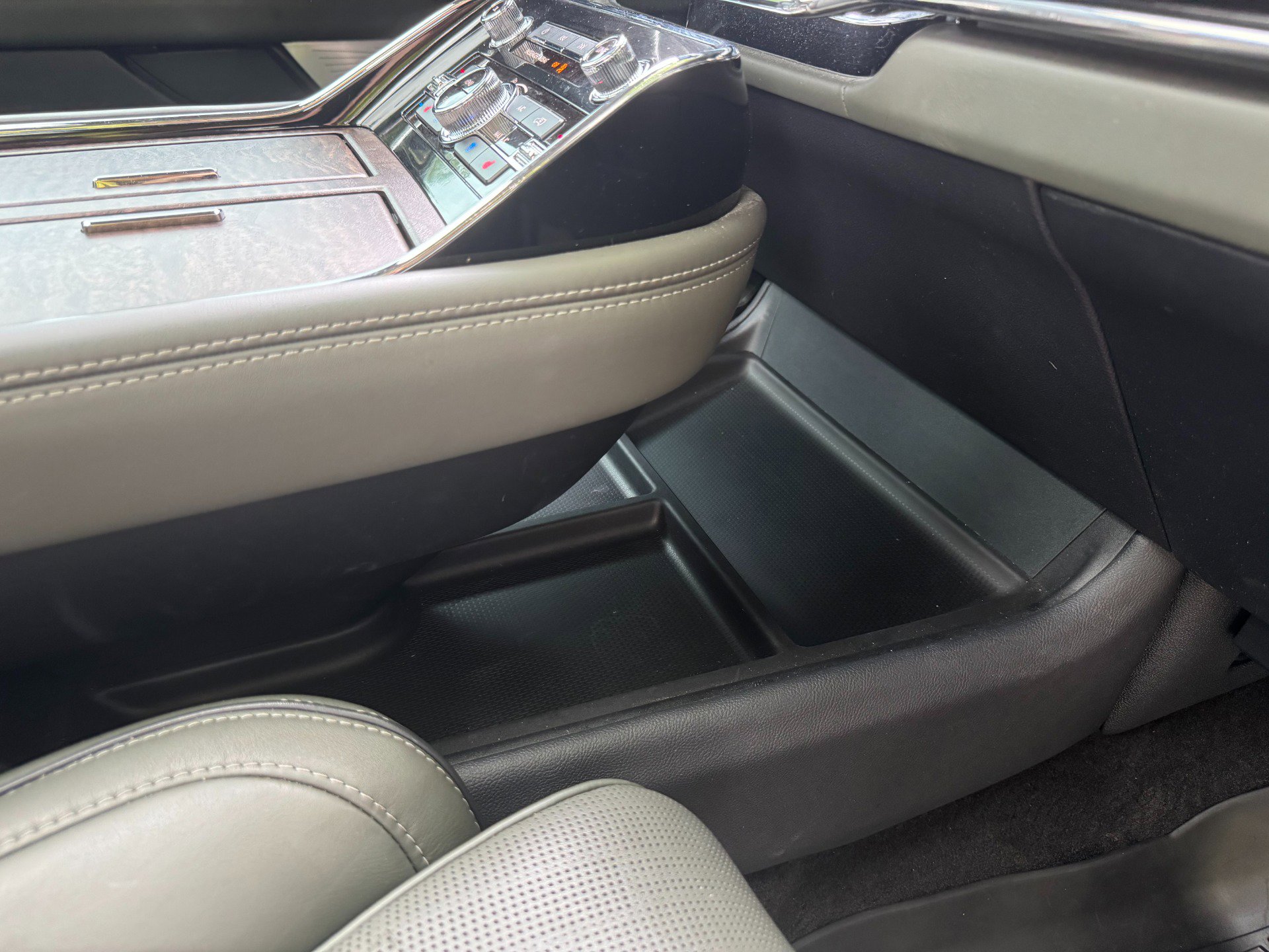 Used 2022 Lincoln Navigator Black Label image 29