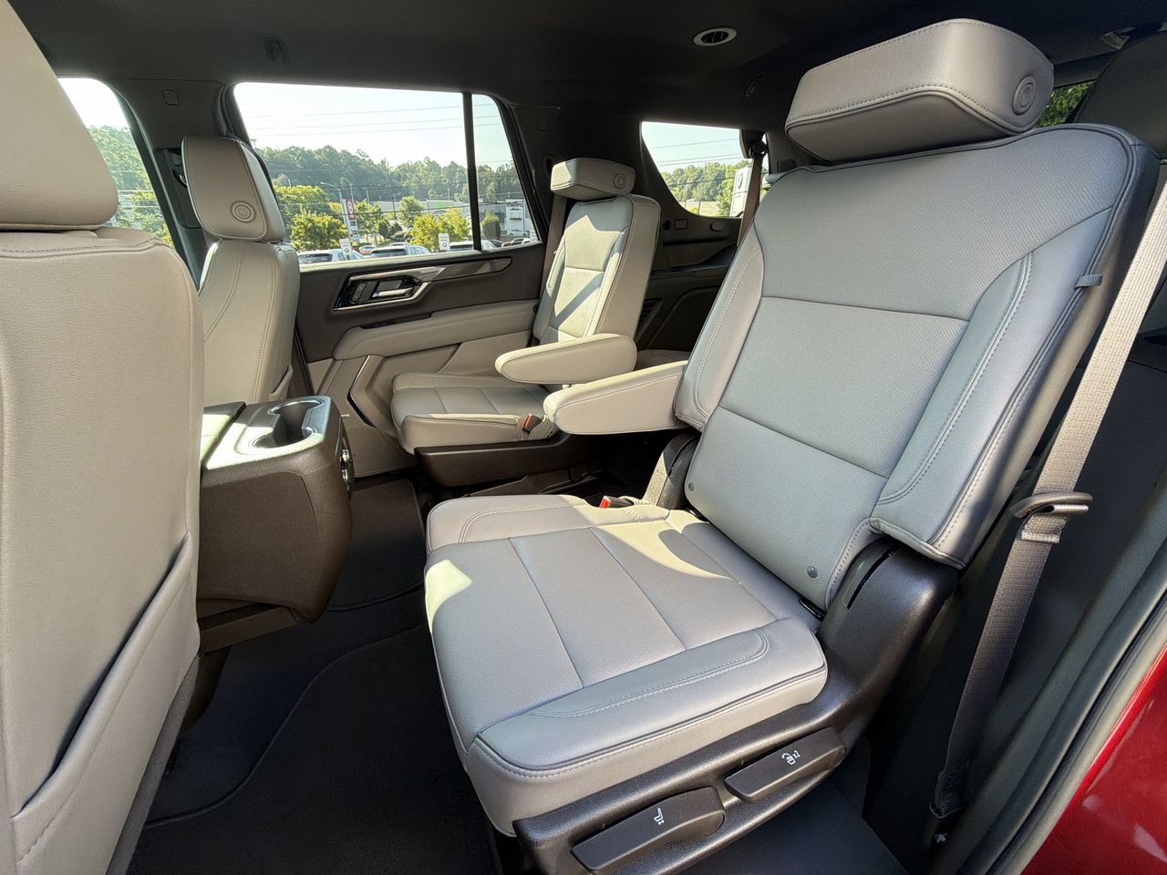 Used 2026 GMC Yukon Elevation AWD/4WD image 30