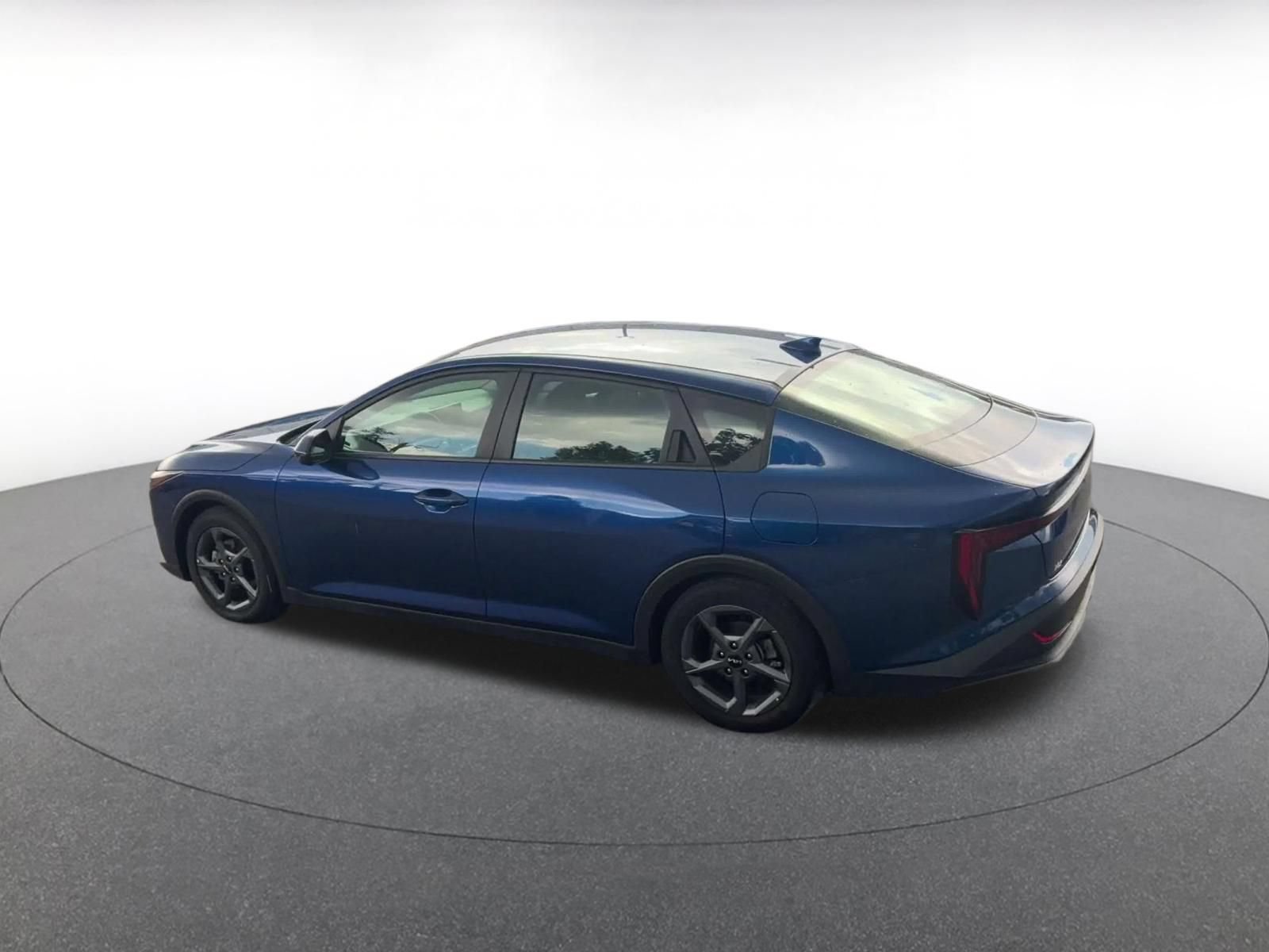 Used 2025 Kia K4 FWD image 10