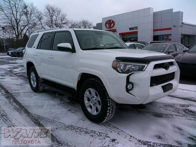 Used 2018 Toyota 4Runner SR5 image 1