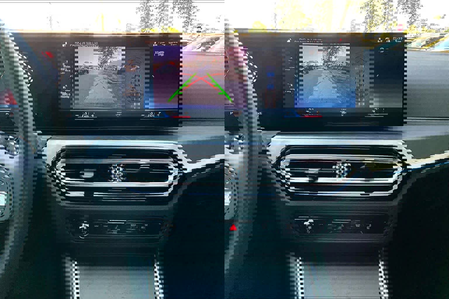 Used 2023 BMW 330i Sedan w/ Driving Assistance Package image 6