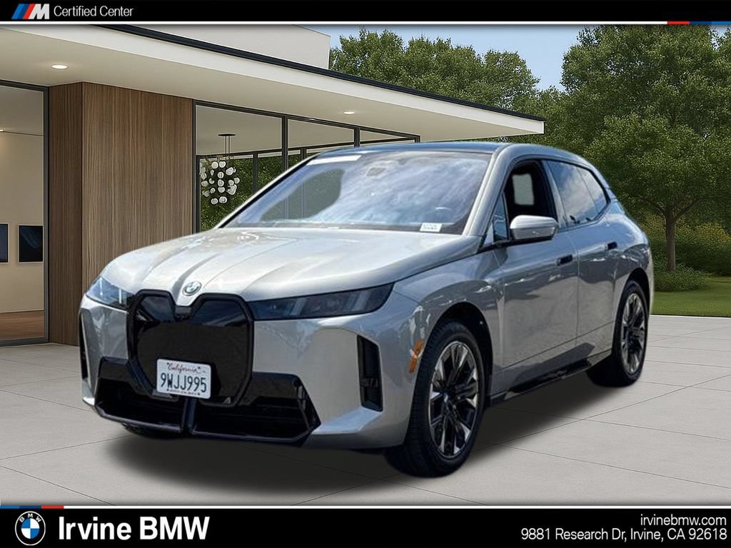 Used 2026 BMW iX xDrive60 w/ M Sport Package AWD/4WD image 1