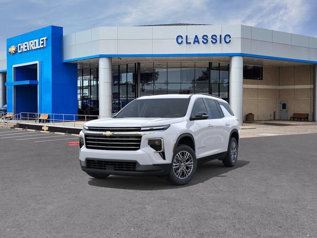 New 2027 Chevrolet Traverse LT w/ Driver Confidence Package FWD image 8