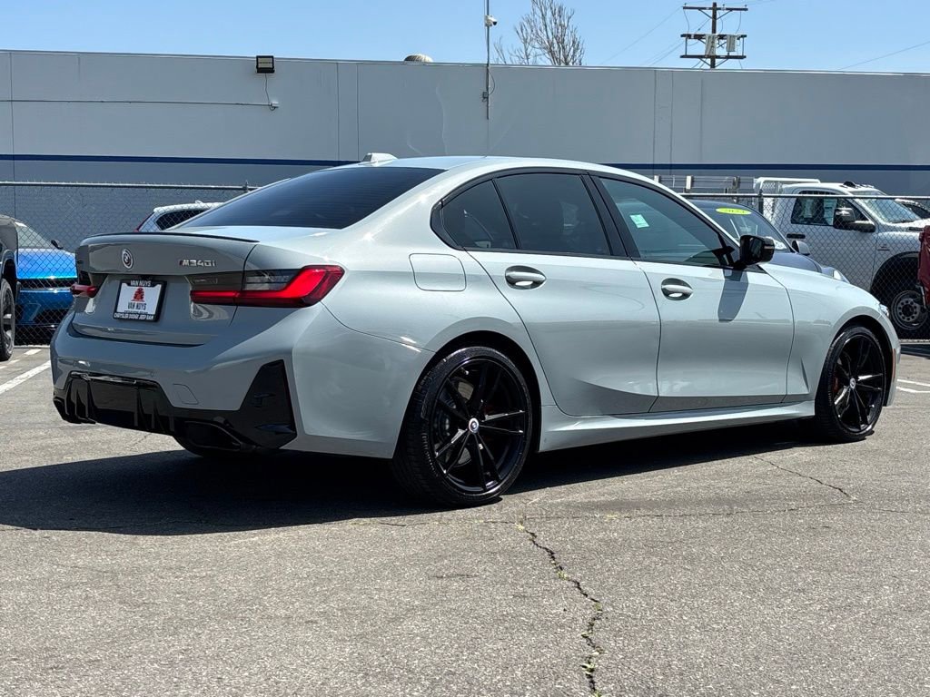 Used 2023 BMW M340i xDrive image 4