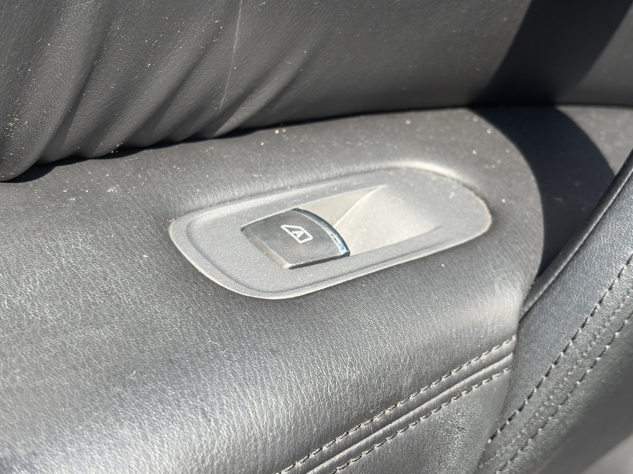 Used 2024 Nissan Armada SV AWD/4WD image 22