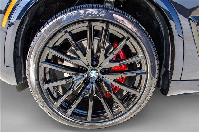 Used 2025 BMW X5 xDrive40i w/ Executive Package image 9