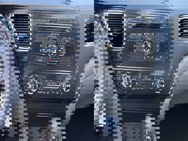 Used 2013 Honda Civic Hybrid Sedan image 16