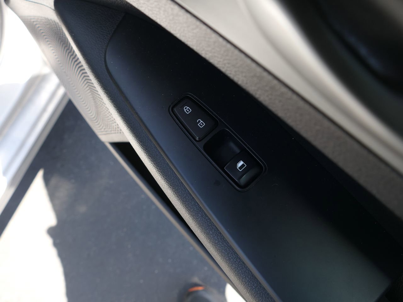 Used 2021 Kia Forte LXS FWD image 23