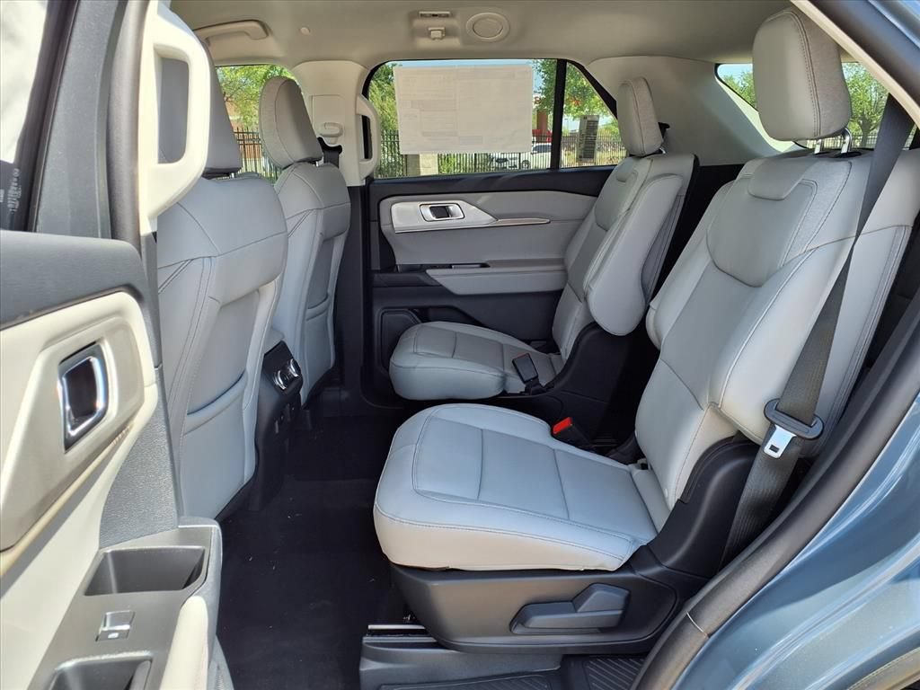 New 2026 Ford Explorer Active w/ Active Comfort Package RWD image 19