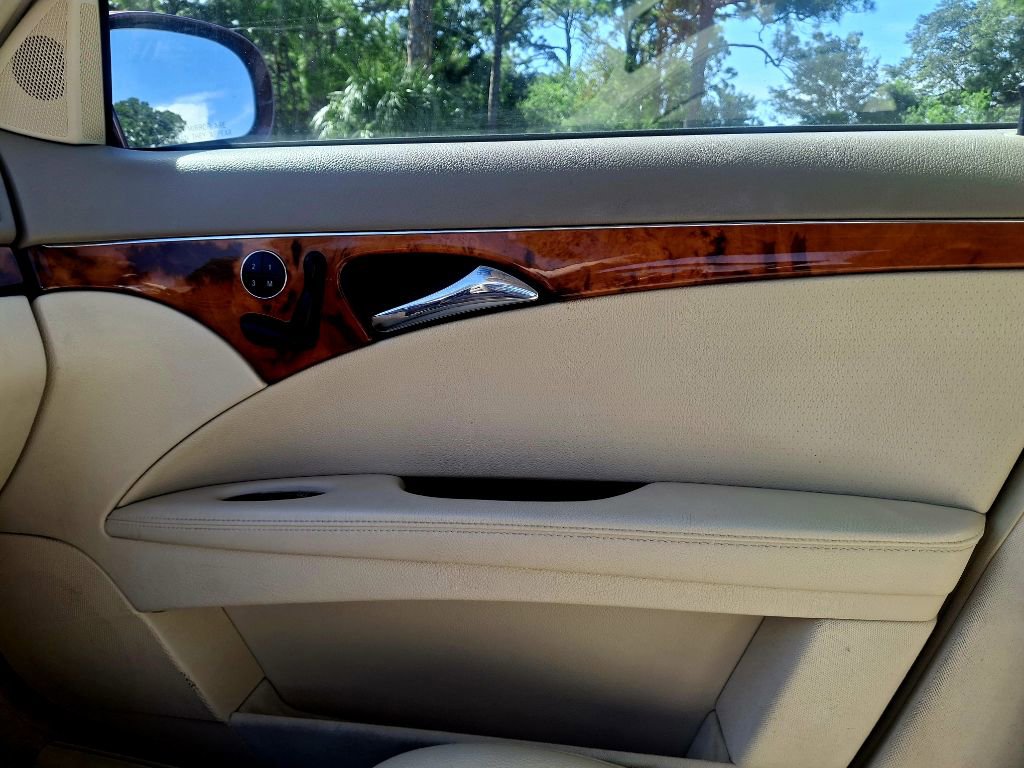 Used 2005 Mercedes-Benz E 320 Sedan image 13