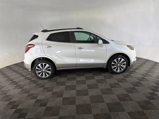 Used 2022 Buick Encore Preferred w/ Safety Package II AWD/4WD image 6