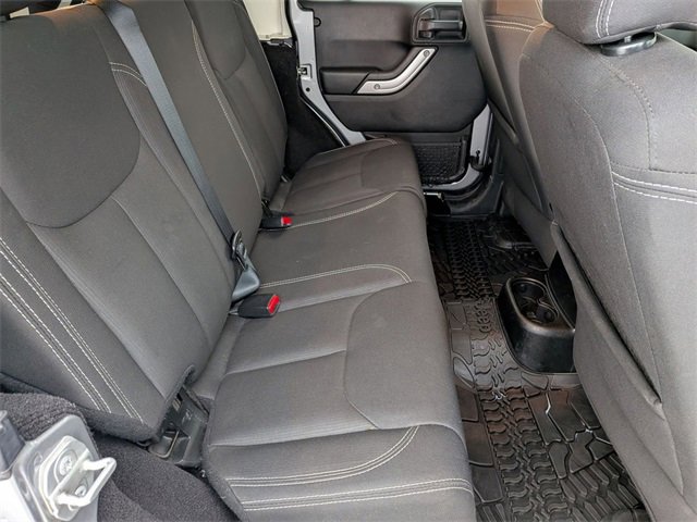 Used 2018 Jeep Wrangler Unlimited Sahara w/ Connectivity Group image 26