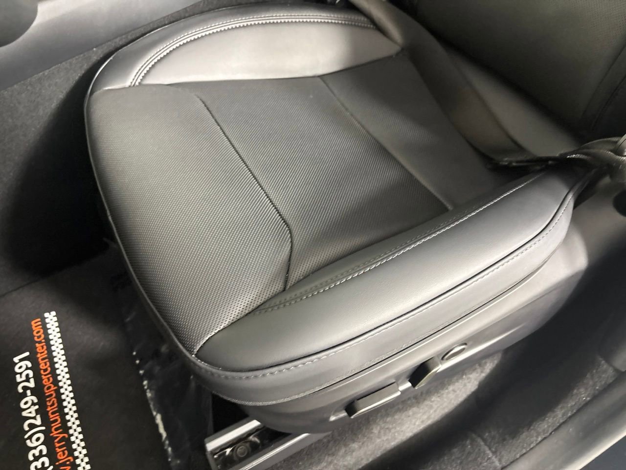 Used 2026 Tesla Model Y 2WD image 9