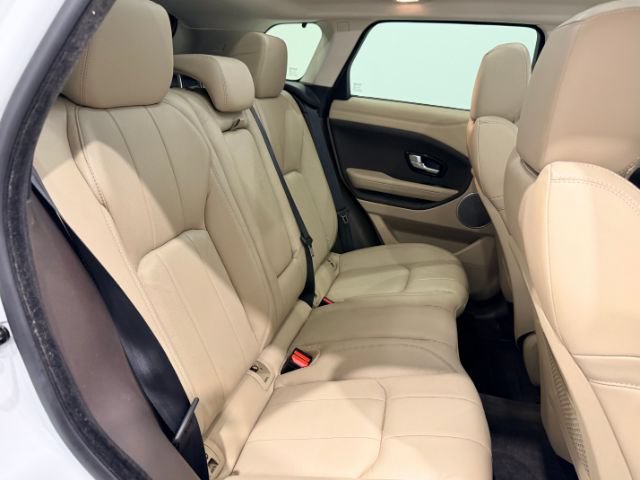 Used 2018 Land Rover Range Rover Evoque SE AWD/4WD image 29
