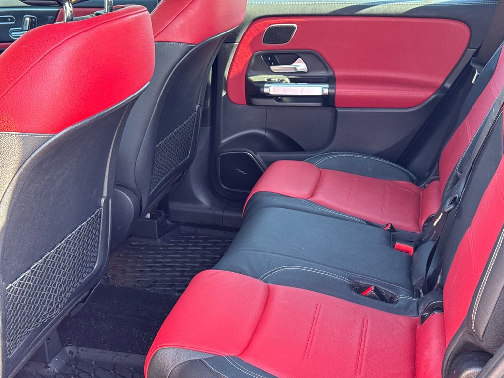 Used 2021 Mercedes-Benz GLB 35 AMG 4MATIC image 20