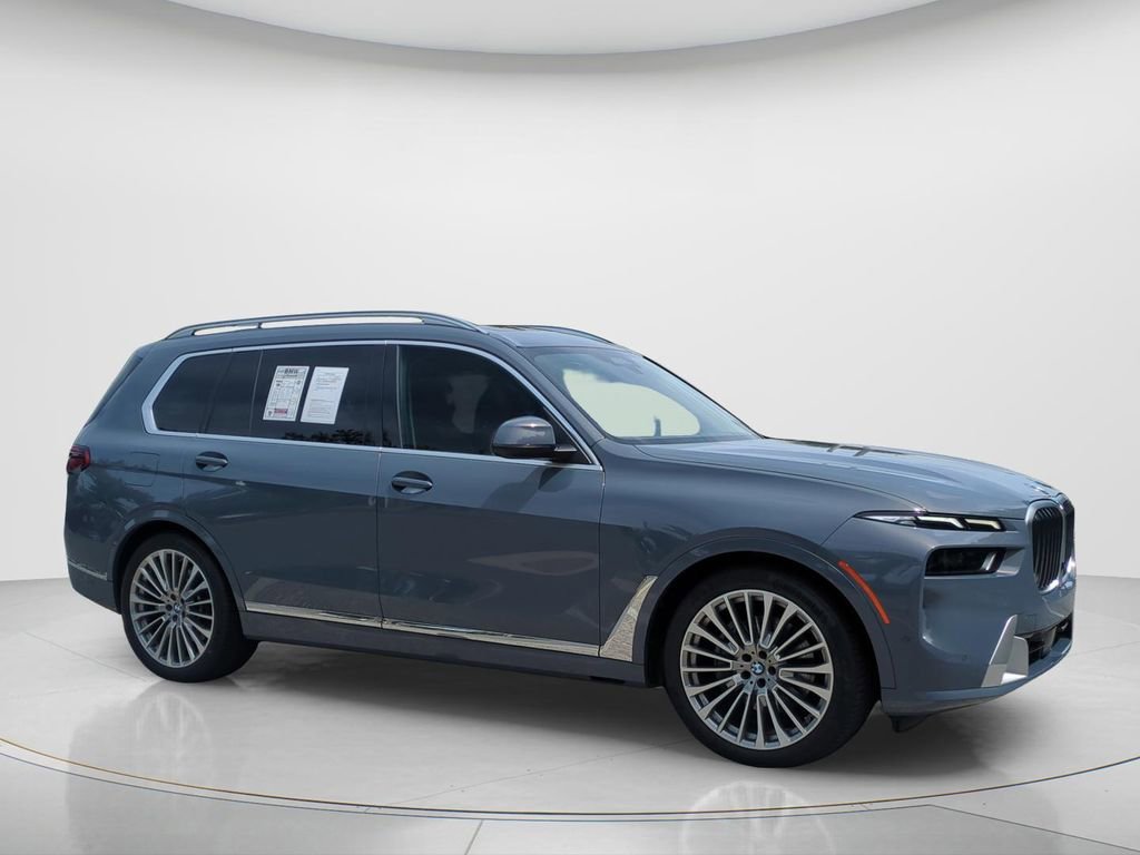 Certified 2023 BMW X7 xDrive40i w/ Premium Package AWD/4WD image 3