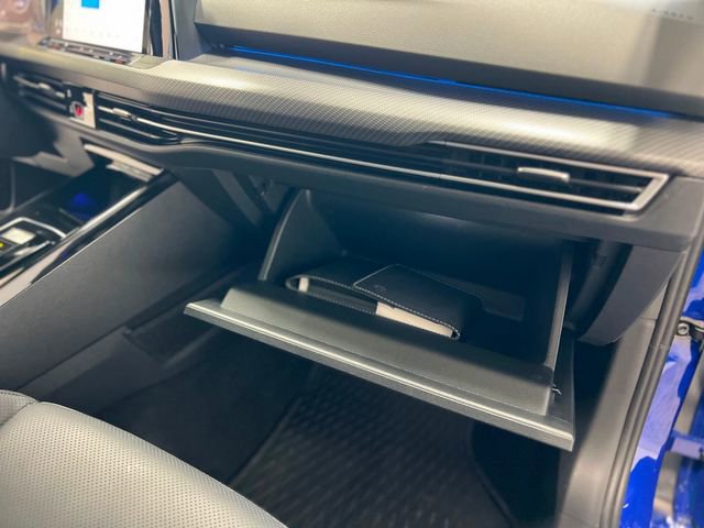 Used 2024 Volkswagen Golf R image 34