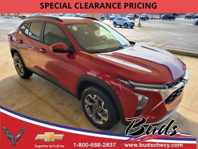 New 2026 Chevrolet Trax LT w/ Driver Confidence Package FWD image 1
